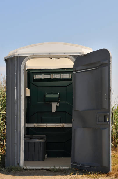 Best Luxury portable toilet rental  in Romulus, MI