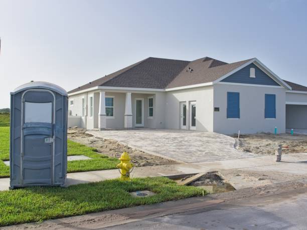 Best Portable restroom trailer rental  in Romulus, MI